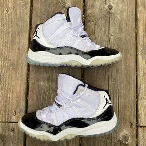 2018 Air Jordan 11 Retro Concord Size 1